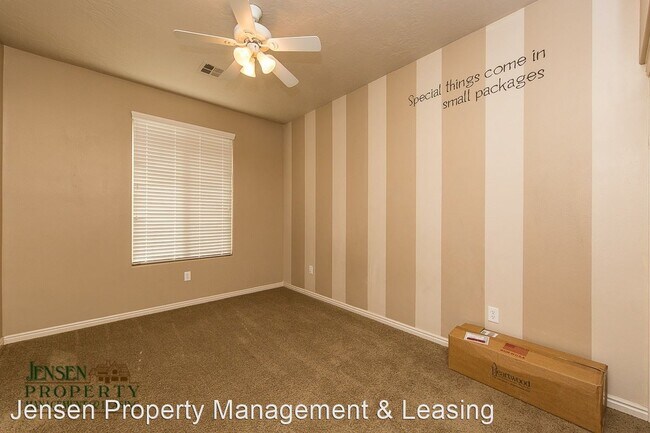 Building Photo - 4 br, 2 bath House - 2943 East Slick Rock Rd