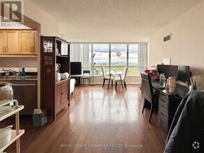 Building Photo - 33-2533 Sheppard Ave E