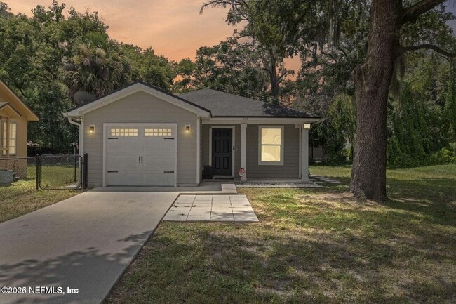 Foto del edificio - 9124 Adams Ave