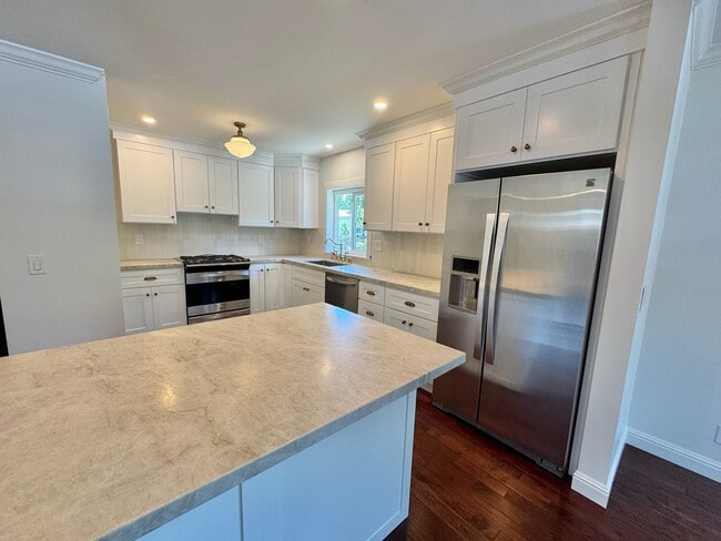 Main Home Kitchen - 21 Sierra Ave