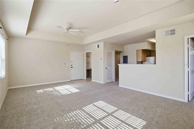 Building Photo - 1015 Villagio Cir
