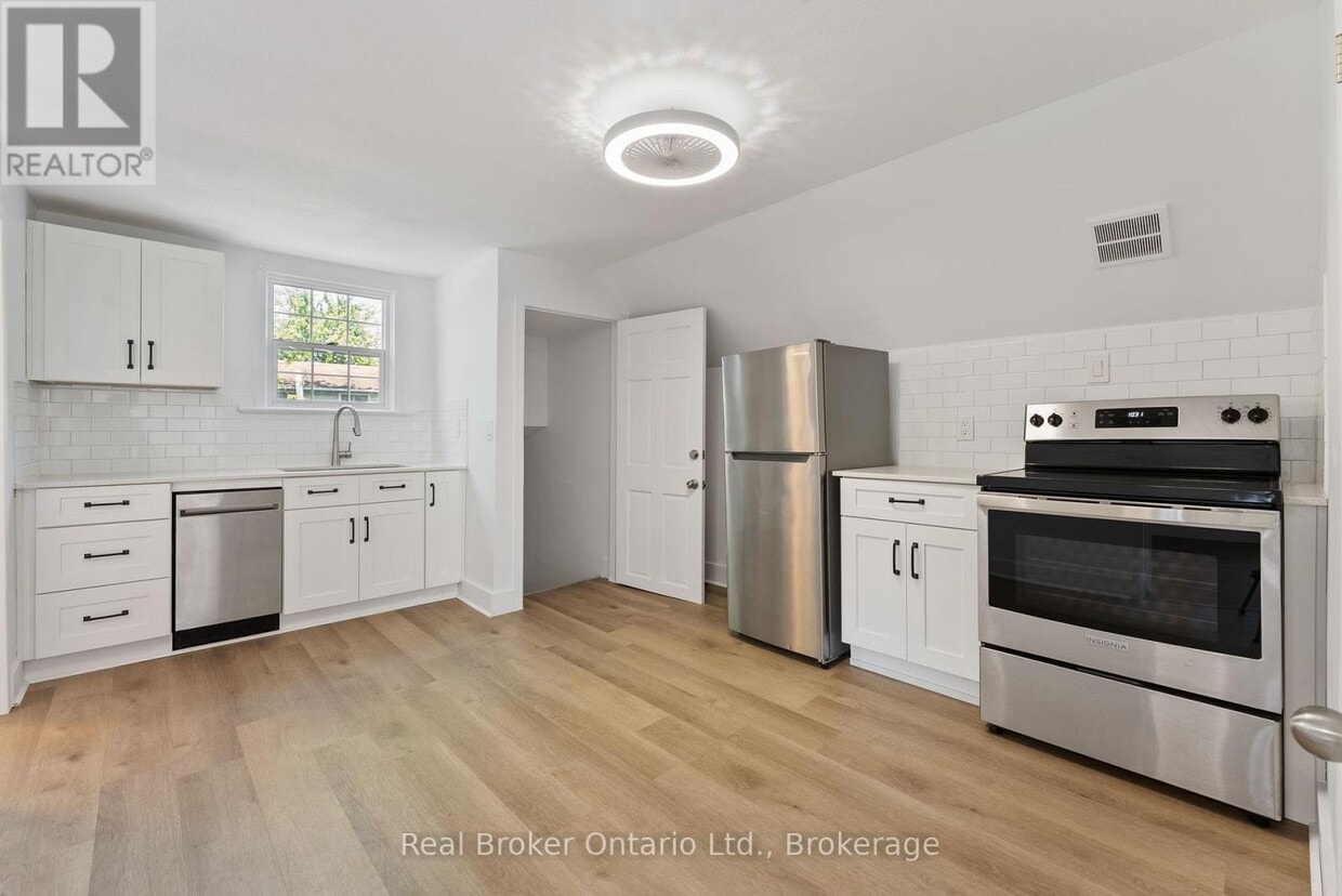 Photo principale - 125 Peel St