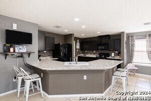 Building Photo - 2206 Flora Vista
