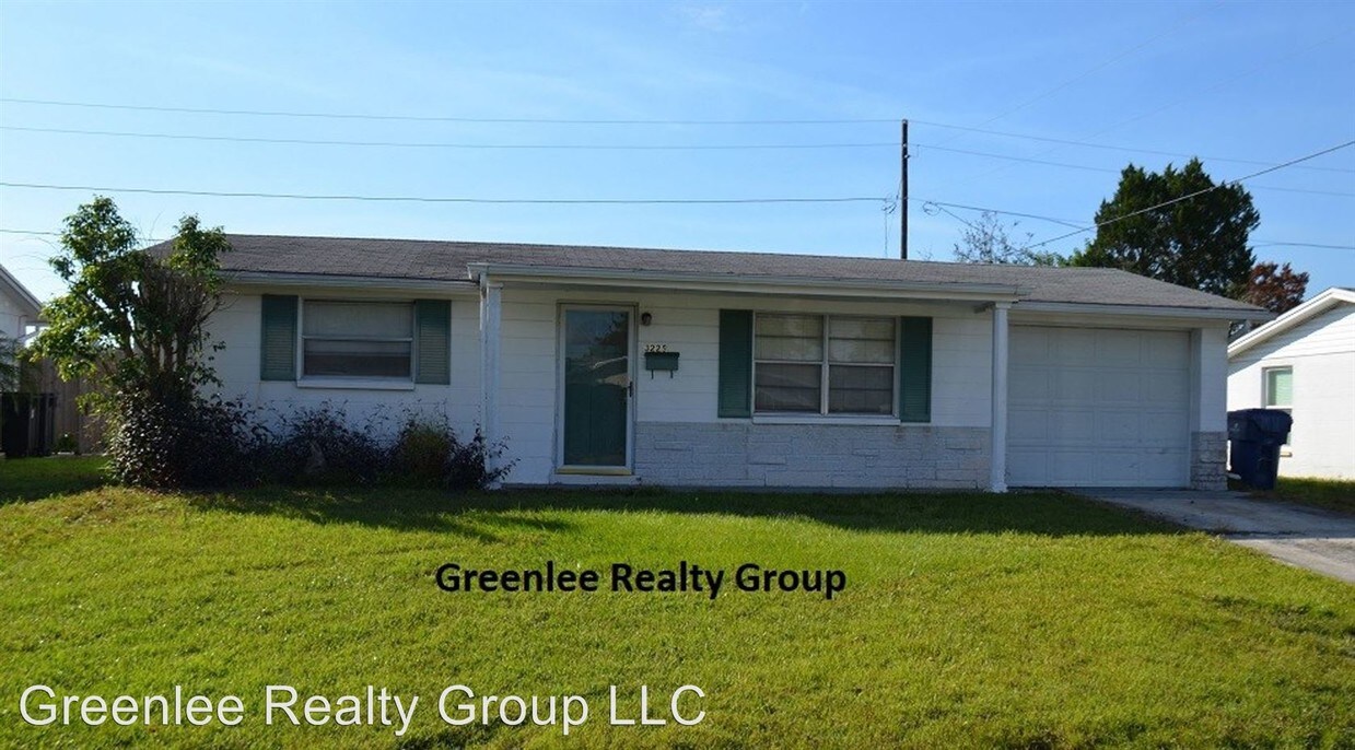 2 br, 1 bath House 3225 Jarvis St House for Rent in Holiday, FL
