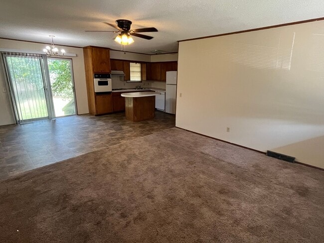 Foto del edificio - 505 E Fir St