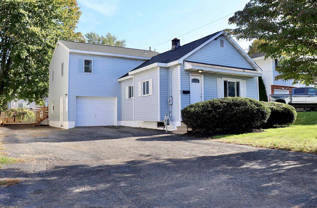 97 Pinehurst Ave, Albany, NY 12203 House Rental in Albany, NY