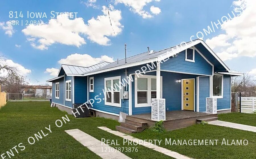 Primary Photo - Available Now! MUST SEE 3 Bedroom / 2 Bath...