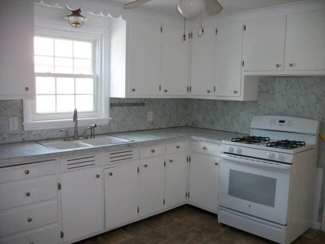 Foto del edificio - 6 Bennington St