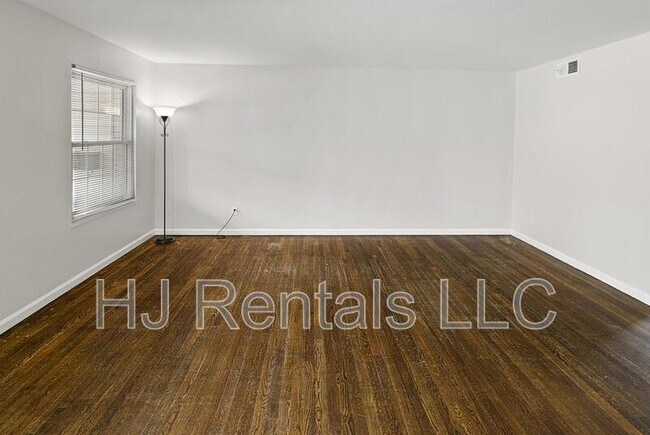 Foto del edificio - 11094 Worchester Dr