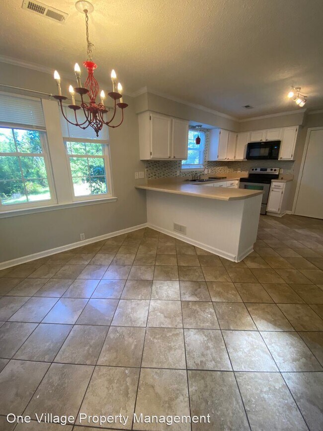 Foto del edificio - 3 br, 2.5 bath House - 16 Meadowcrest Dr