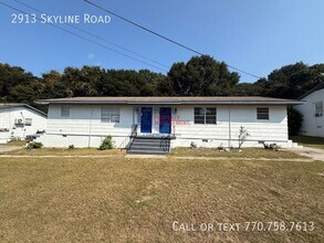 Building Photo - 2913 Skyline Rd