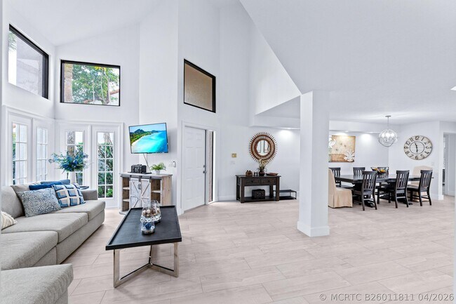 Foto del edificio - 2442 Windsor Way Ct