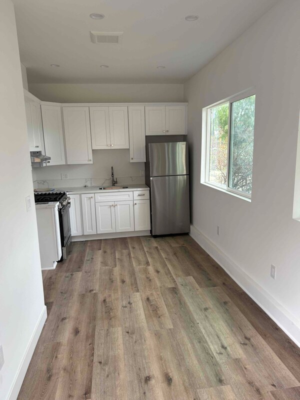 Foto del edificio - 6219 Cleon Ave