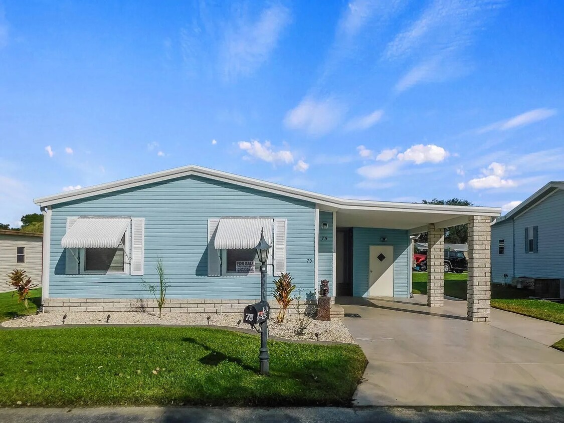 Foto principal - 75 Hewlett Dr