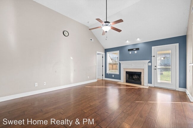 Building Photo - 3 br, 3 bath House - 1245 Morestead Drive