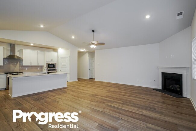 Foto del edificio - 615 Snapdragon Ln