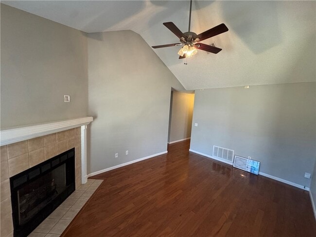 Photo - 1160 S Jasmine Ln House