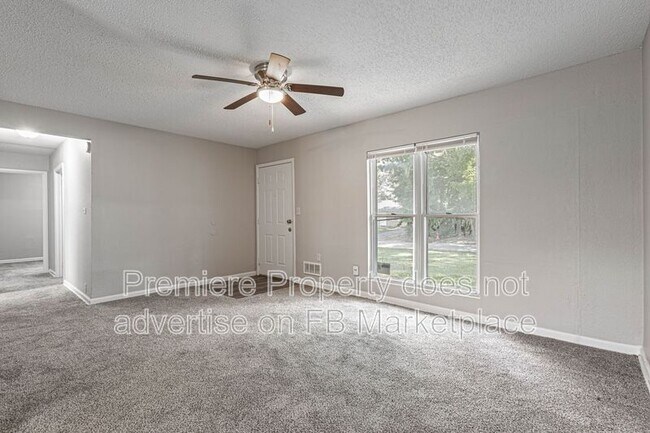 Foto del edificio - 7300 E 112th St