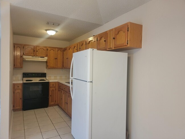 Building Photo - 506 Shiloh Dr