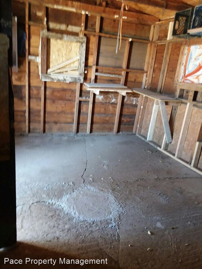 Building Photo - 3 br, 1 bath House - 4412 Morning DR