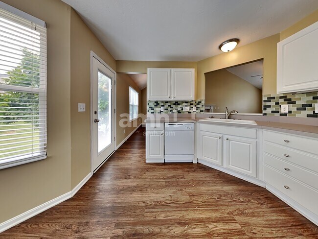 Building Photo - 1810 Wheatfield Way