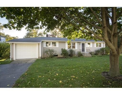 Building Photo - 15 Buttonwood Ln