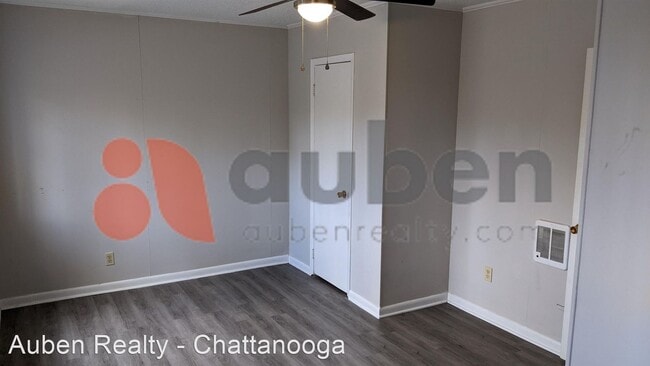 Building Photo - 1 br, 1 bath House - 566 Julian Road