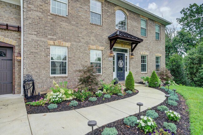 Foto del edificio - 455 Ridgeview Meadows Dr