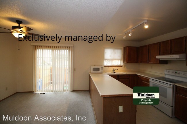Foto del edificio - 4 br, 3 bath House - 3917 Smoke Tree Dr