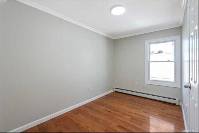 Foto del edificio - 147-16 Linden Blvd