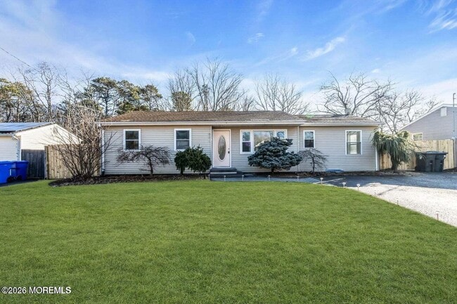 Foto del edificio - 905 Harrison Rd