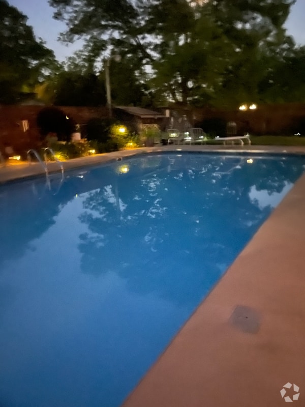 Apartments For Rent in Taylorsville, NC with Hardwood Floors 1