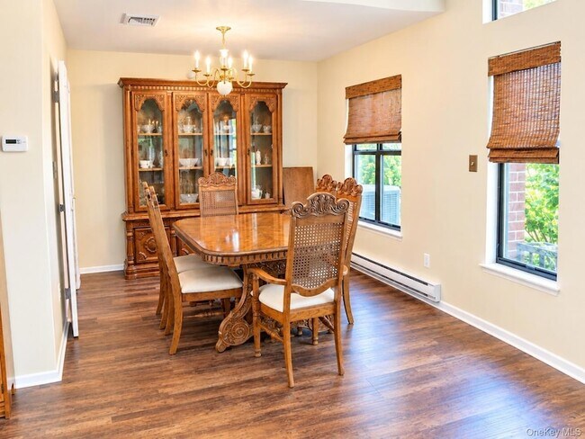 Foto del edificio - 506 Alden Ct N