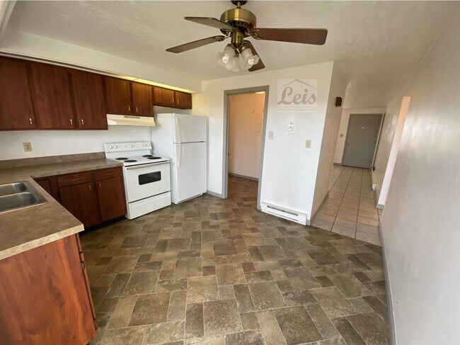 Foto del edificio - 5891 Shade Rd