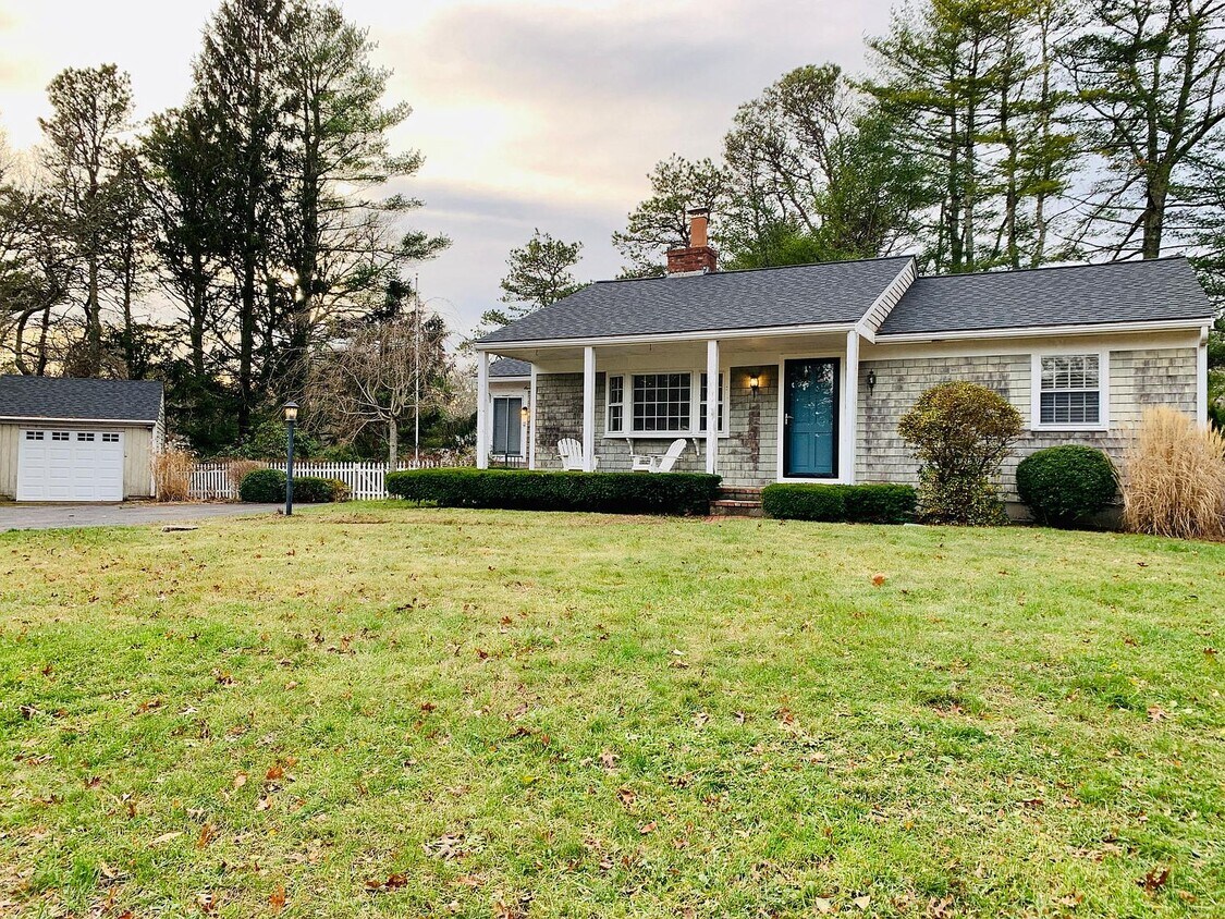 Primary Photo - 727 Shootflying Hill Rd