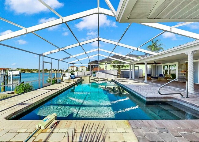 Foto del edificio - 6344 Cottonwood Ln