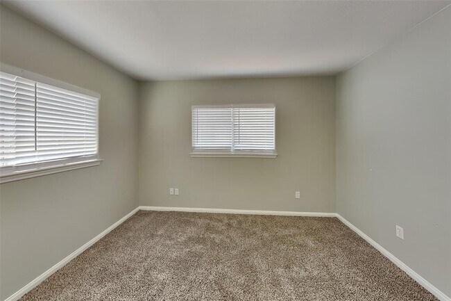 Building Photo - 6954 Sterling Meadow Dr