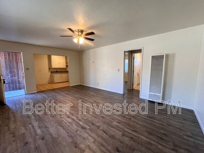 Foto del edificio - 212 Ford St