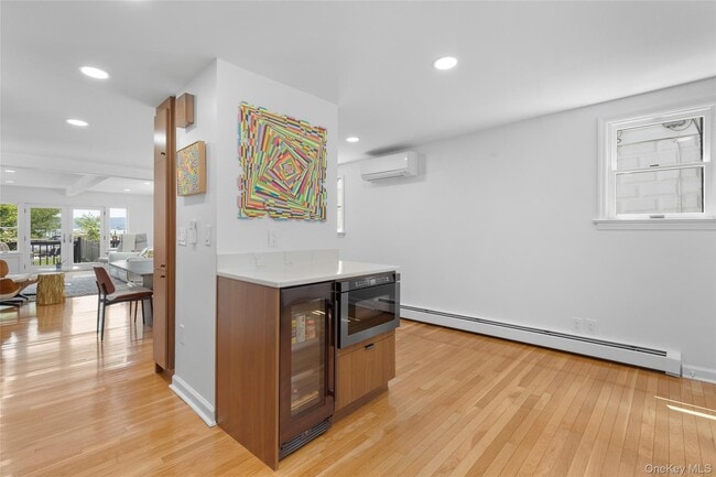 Building Photo - 595 Piermont Ave