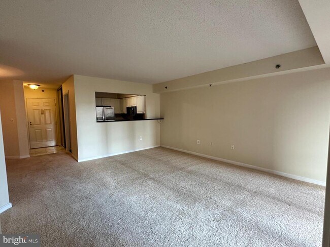 Foto del edificio - 2181 Jamieson Ave