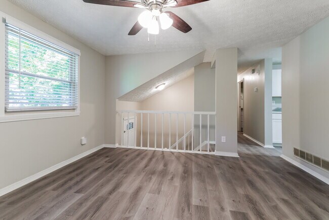 Building Photo - 5099 Stone Trace