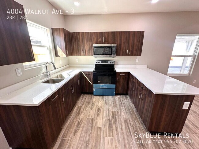 Foto del edificio - 4004 Walnut Ave