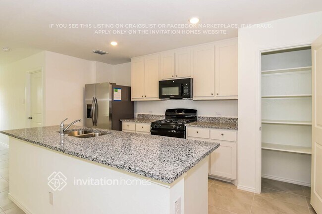 Foto del edificio - 1418 Cherrybark Dr