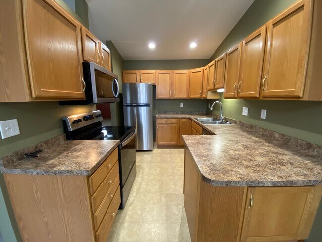 Foto del edificio - 3 bdrm/2 bath Twin Home - FOR RENT!