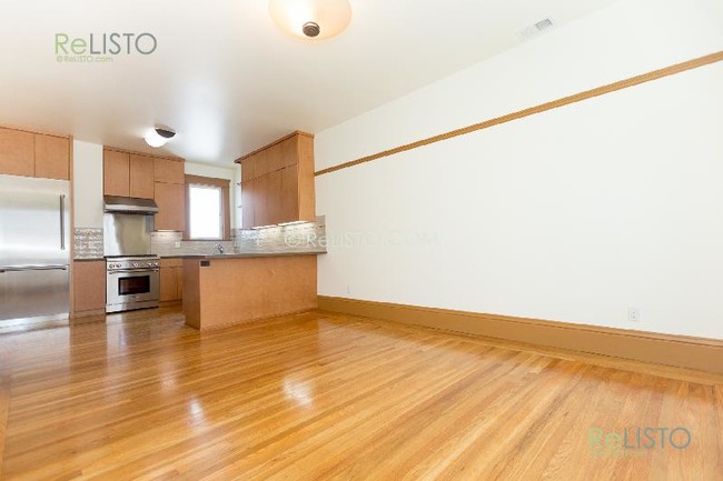 Foto del edificio - 1121 Clay St