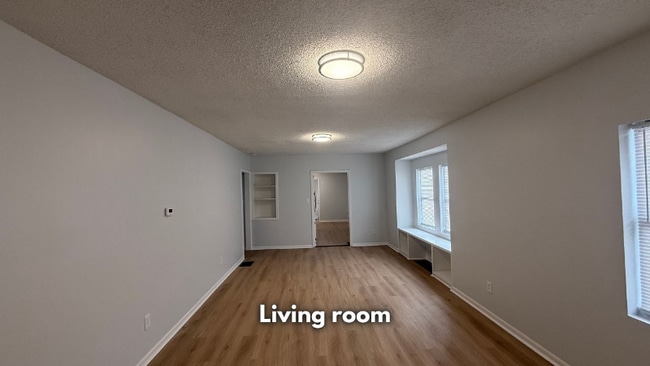 Foto del edificio - 907 S Cedar Ave