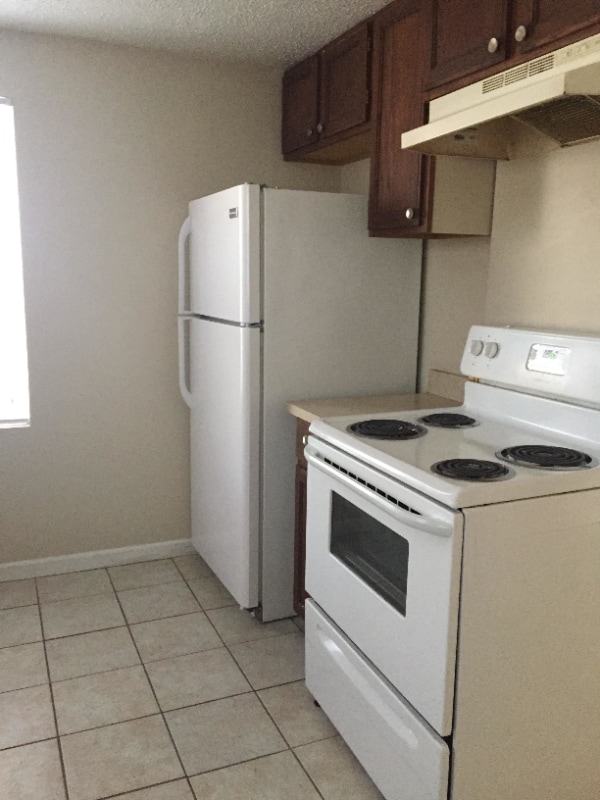 Building Photo - 418 Spratley St