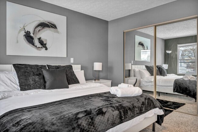 Foto del edificio - 3081 W 16th St