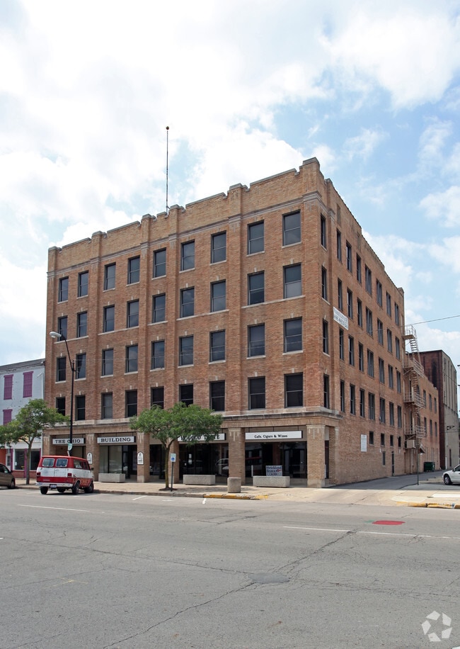 Primary Photo - 113 N Ohio Ave