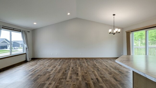 Foto del edificio - 4 bedroom, 3 bathroom Home